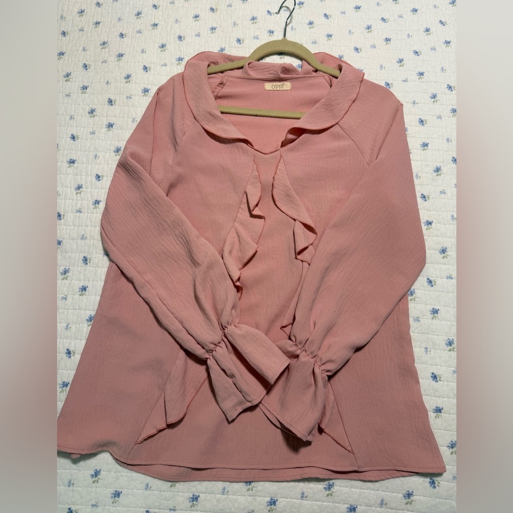 Women’s Blush Pink Ruffled Women's Top Blouse Size Small